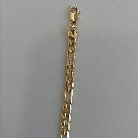14k gold filled Figaro bracelet - Picture 2 of 4